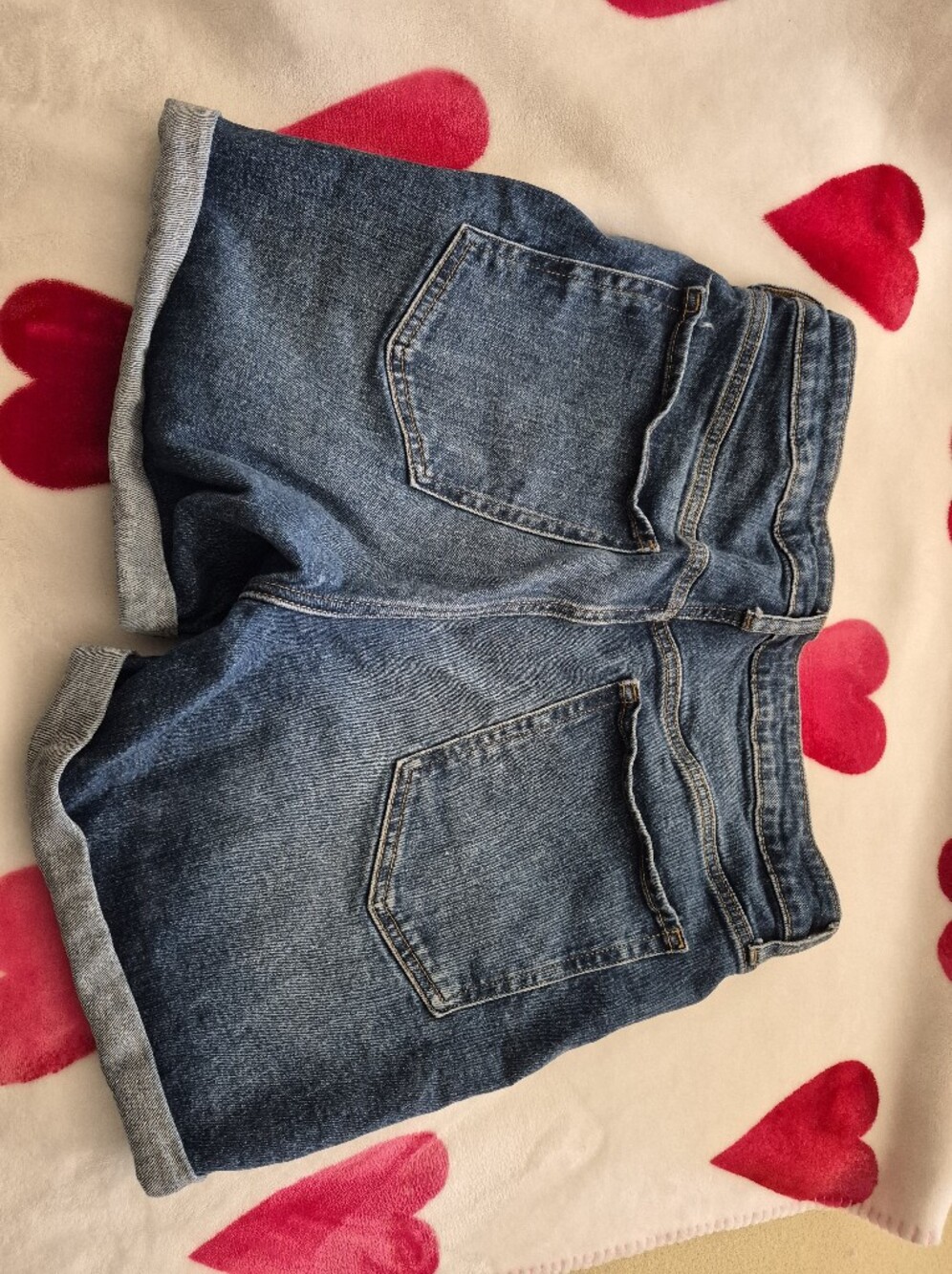 Old Navy Medium Blue Straight Jeans with Contrast Stitching - Picture 2 of 3